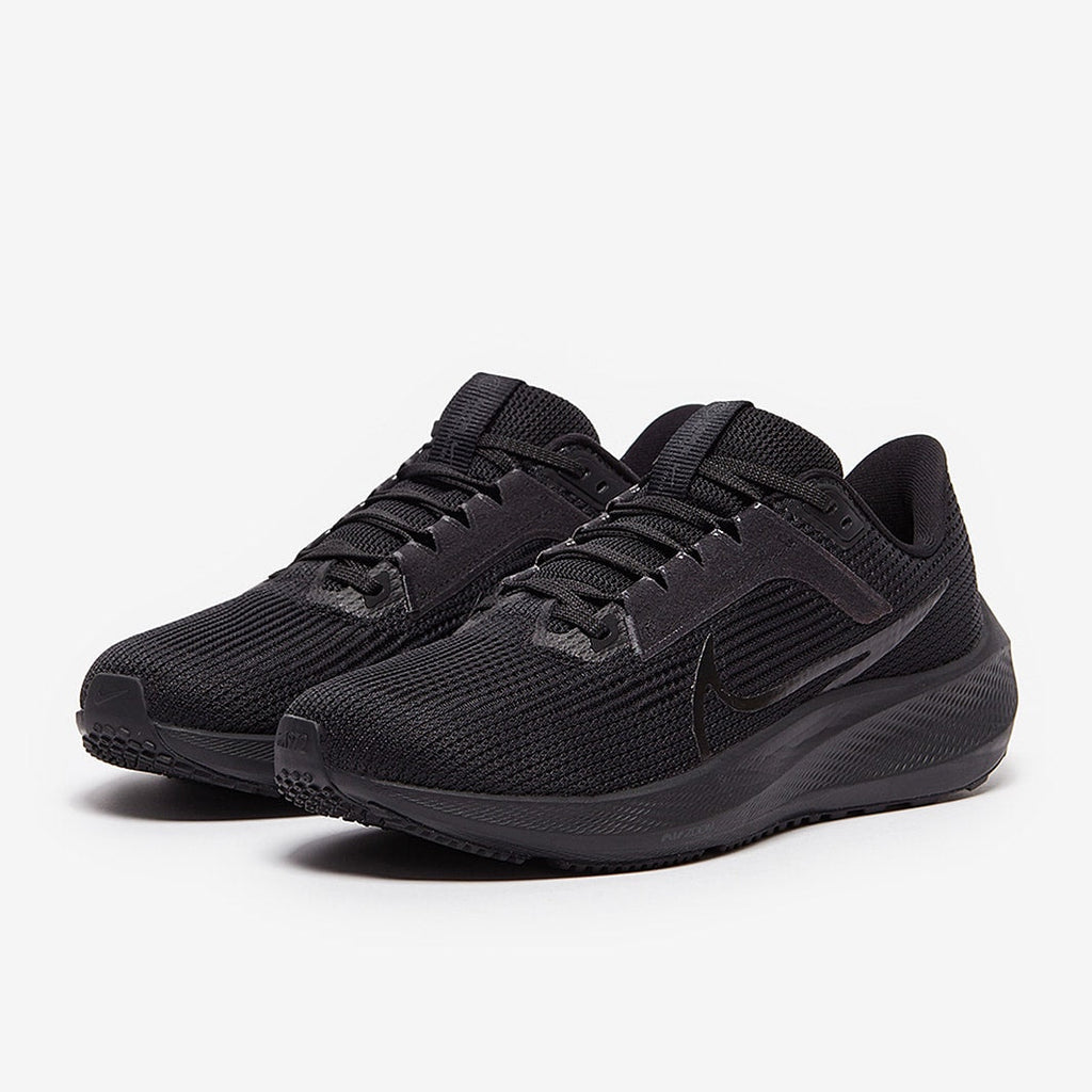 حذاء Air Zoom Pegasus 40 للنساء من نايكي