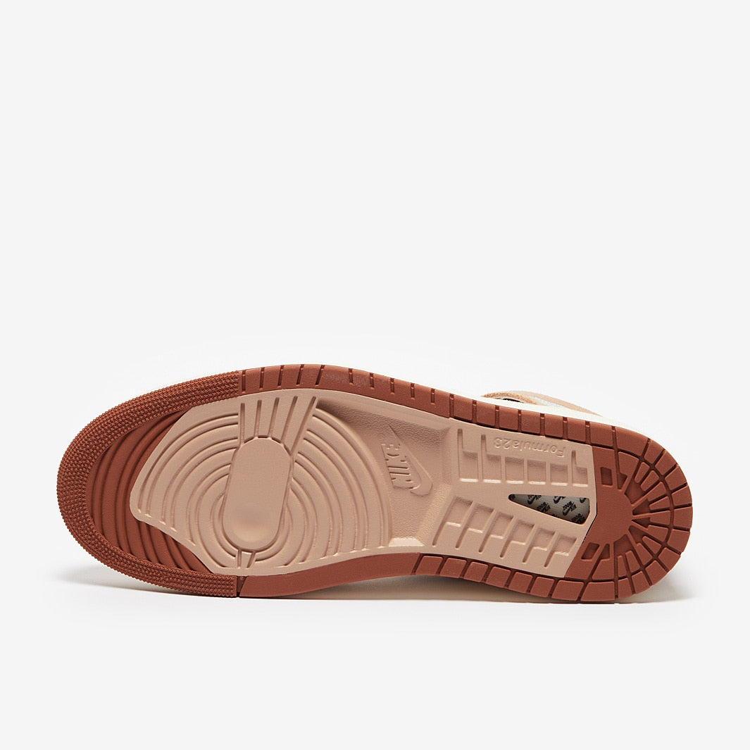 حذاء Air 1 Zoom CMFT 2 من جوردان