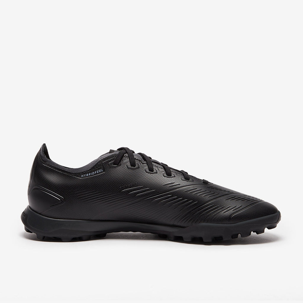 حذاء كرة قدم Predator League TF Boots من أديداس