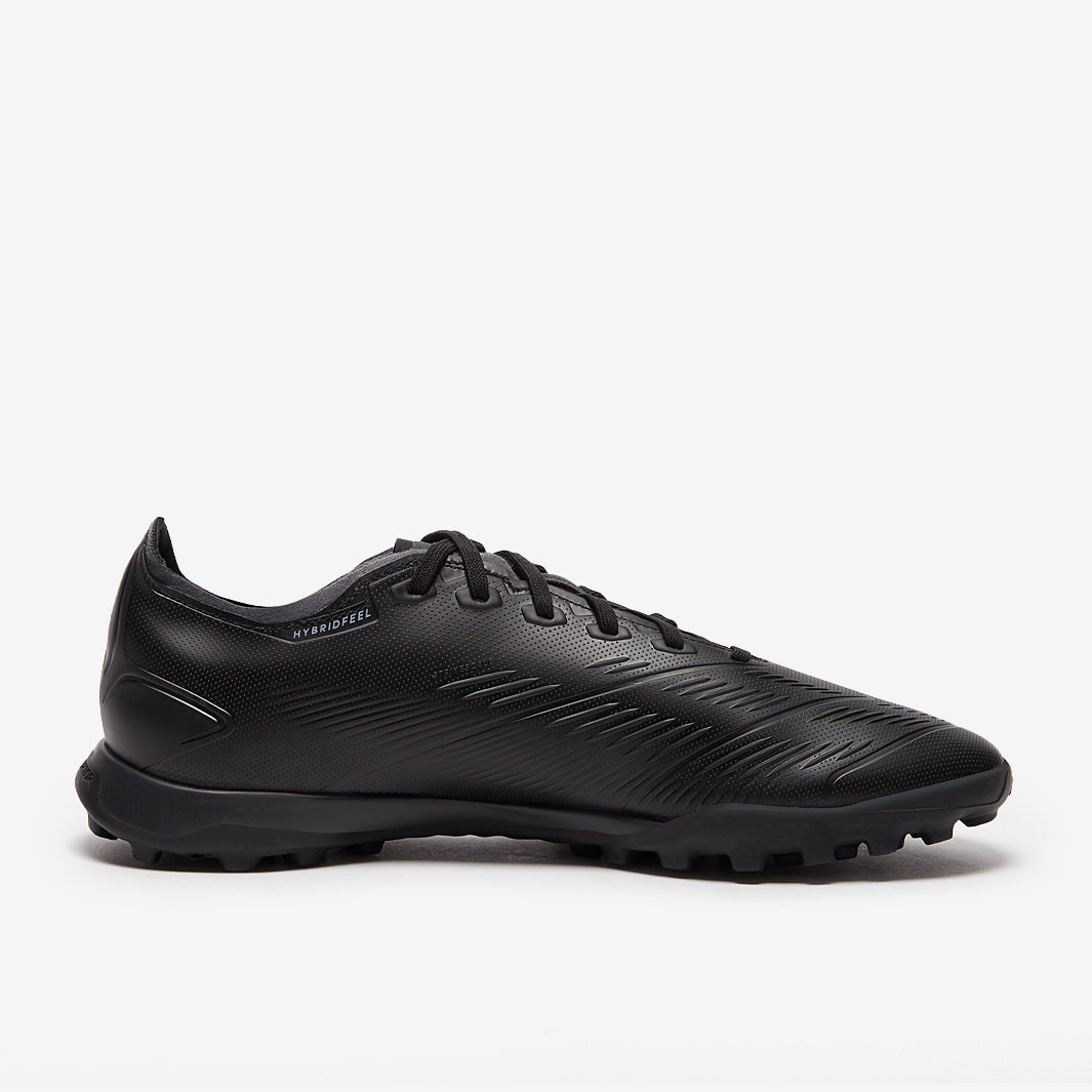 حذاء كرة قدم Predator League TF Boots من أديداس