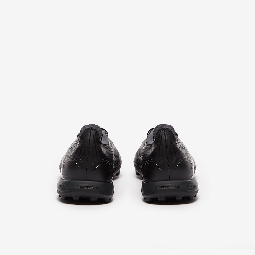 حذاء كرة قدم Predator League TF Boots من أديداس