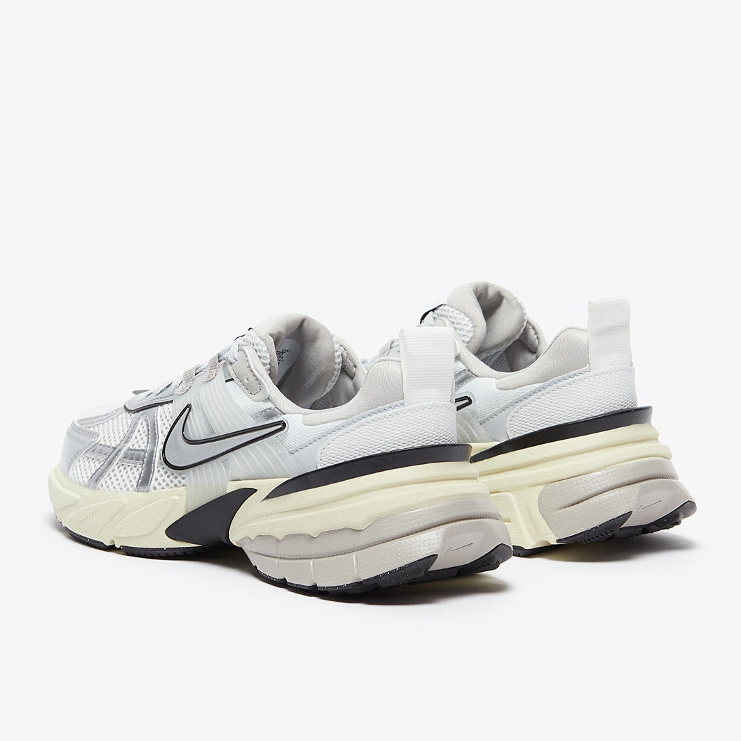Nike Womens V2K Run