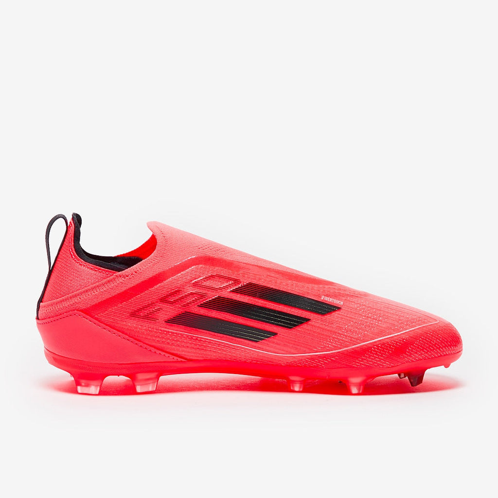 حذاء كرة قدم F50 Pro Laceless FG للأطفال من أديداس