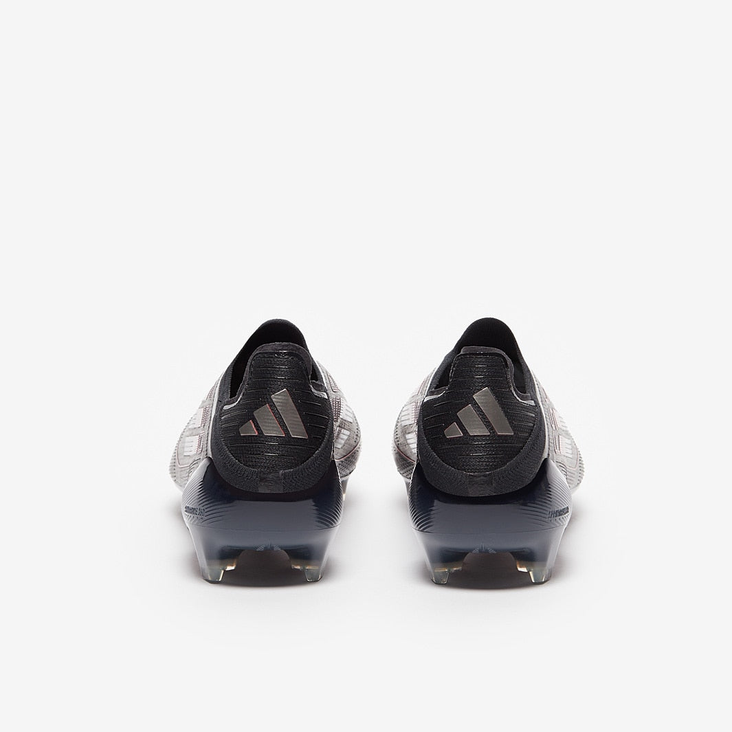 حذاء كرة قدم F50 Elite Laceless FG من أديداس