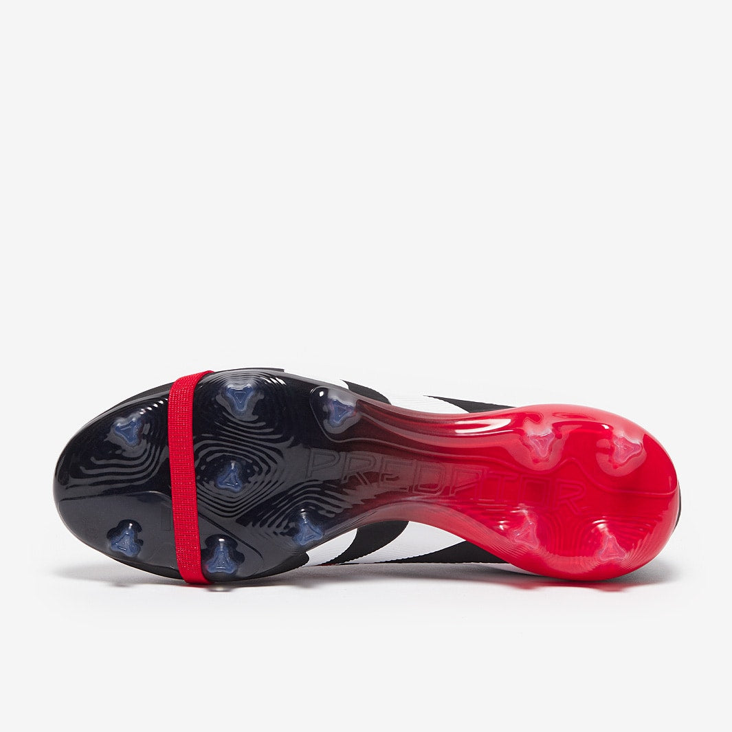 حذاء كرة قدم Predator Pro Tongue x Moments FG من أديداس