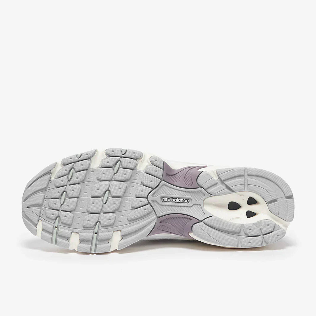 New Balance Womens 530