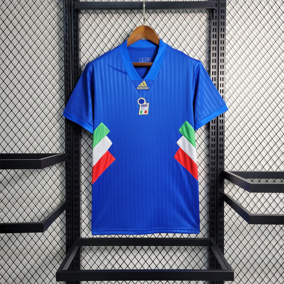 قميص Italy Icon من اون