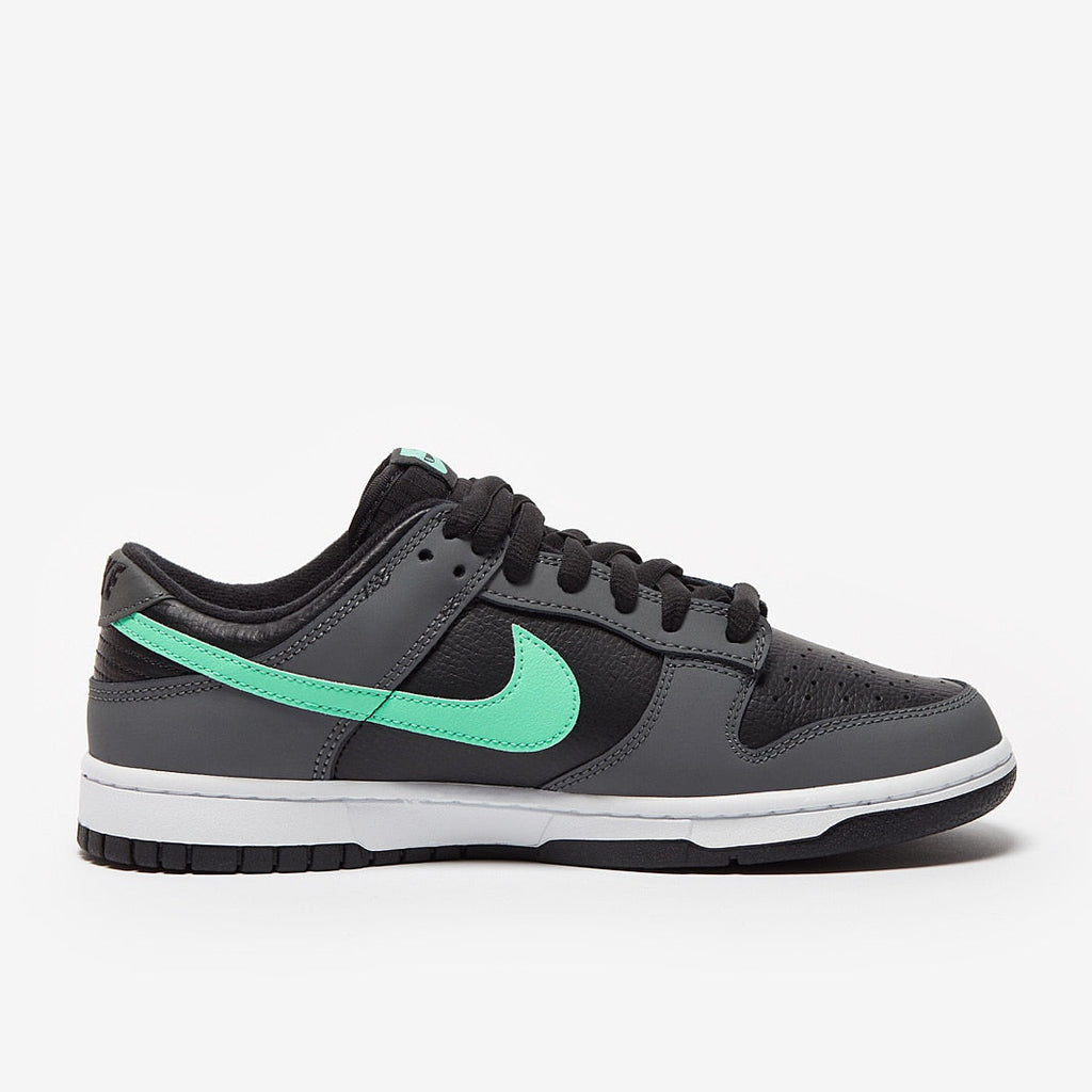 حذاء Dunk Low Retro من نايكي