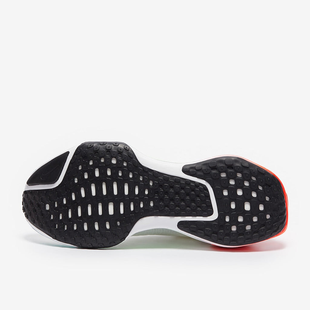 حذاء ZoomX Invincible Run Flyknit 3 من نايكي