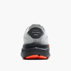 حذاء Ghost 17 من بروكس