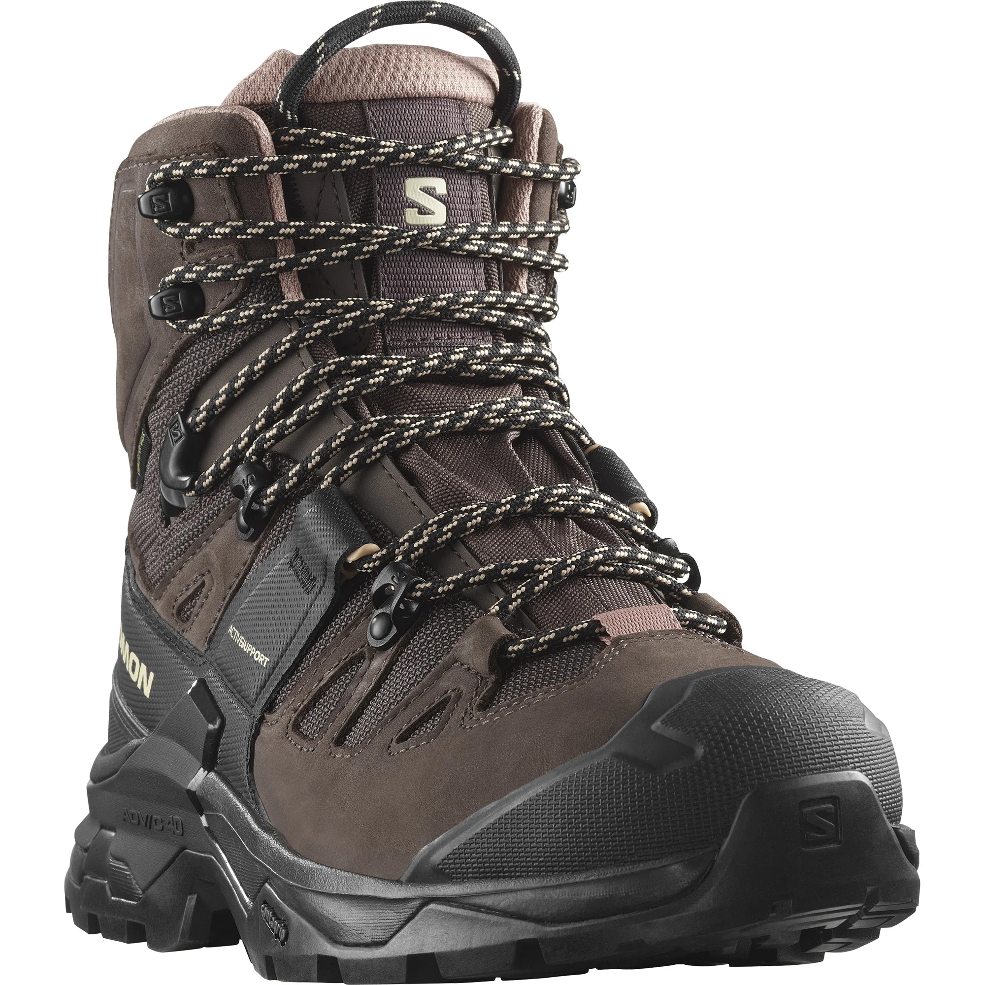 حذاء Quest 4 Gore-tex للنساء من اون