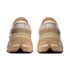 حذاء Cloudtilt للنساء من اون
