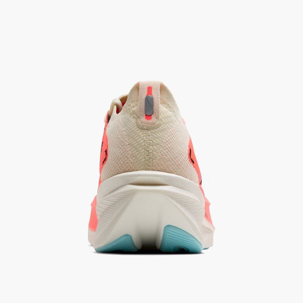 حذاء Hyperion Max 3 للنساء من اون