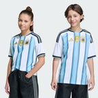 قميص Argentina 26 Home Mini Full Set & Shorts للأطفال