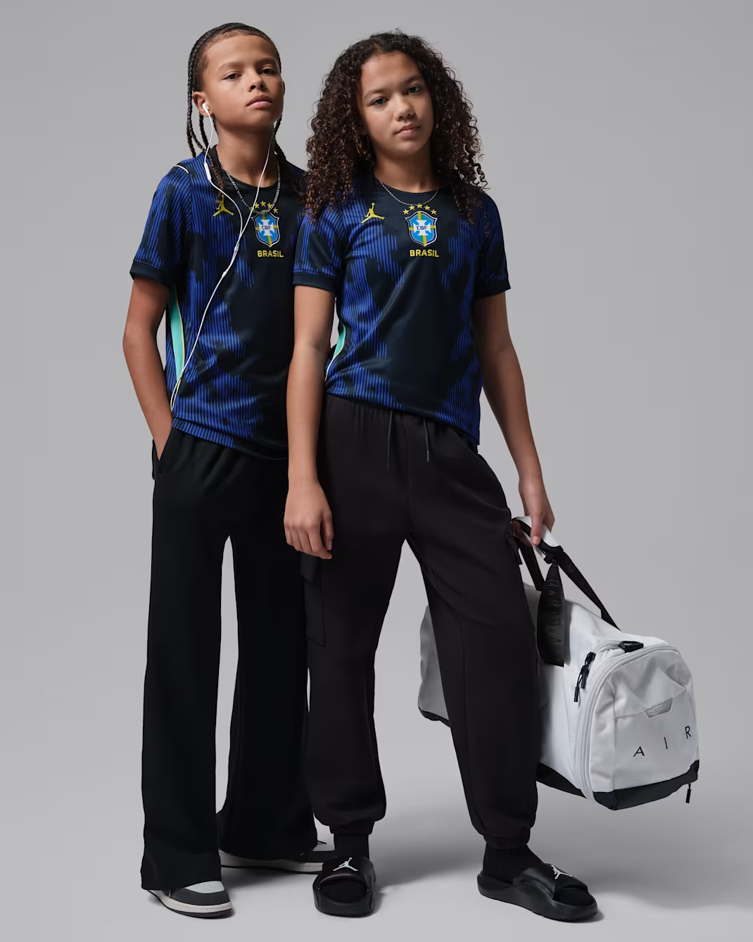 قميص Brazil 2026 Stadium Away Mini Full Set & Shorts