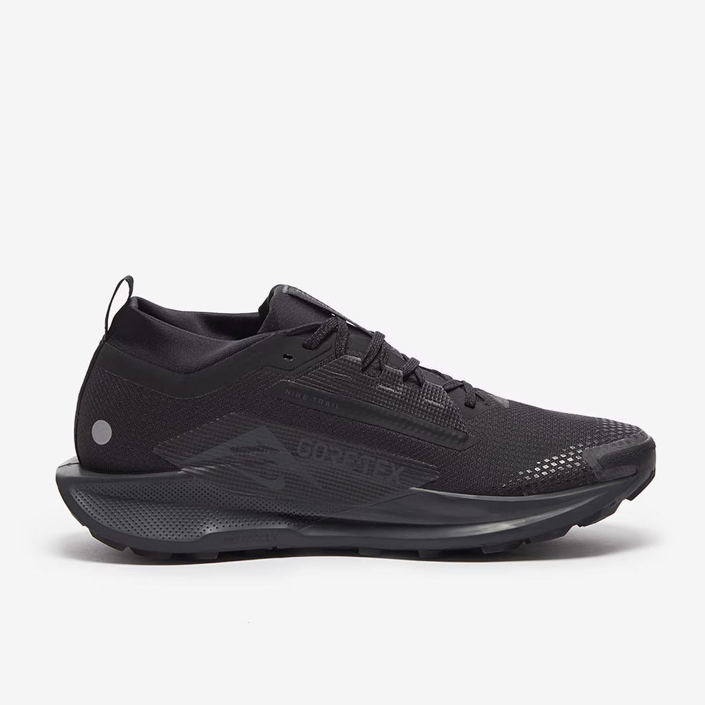 حذاء ReactX Pegasus Trail 5 GORE-TEX من نايكي