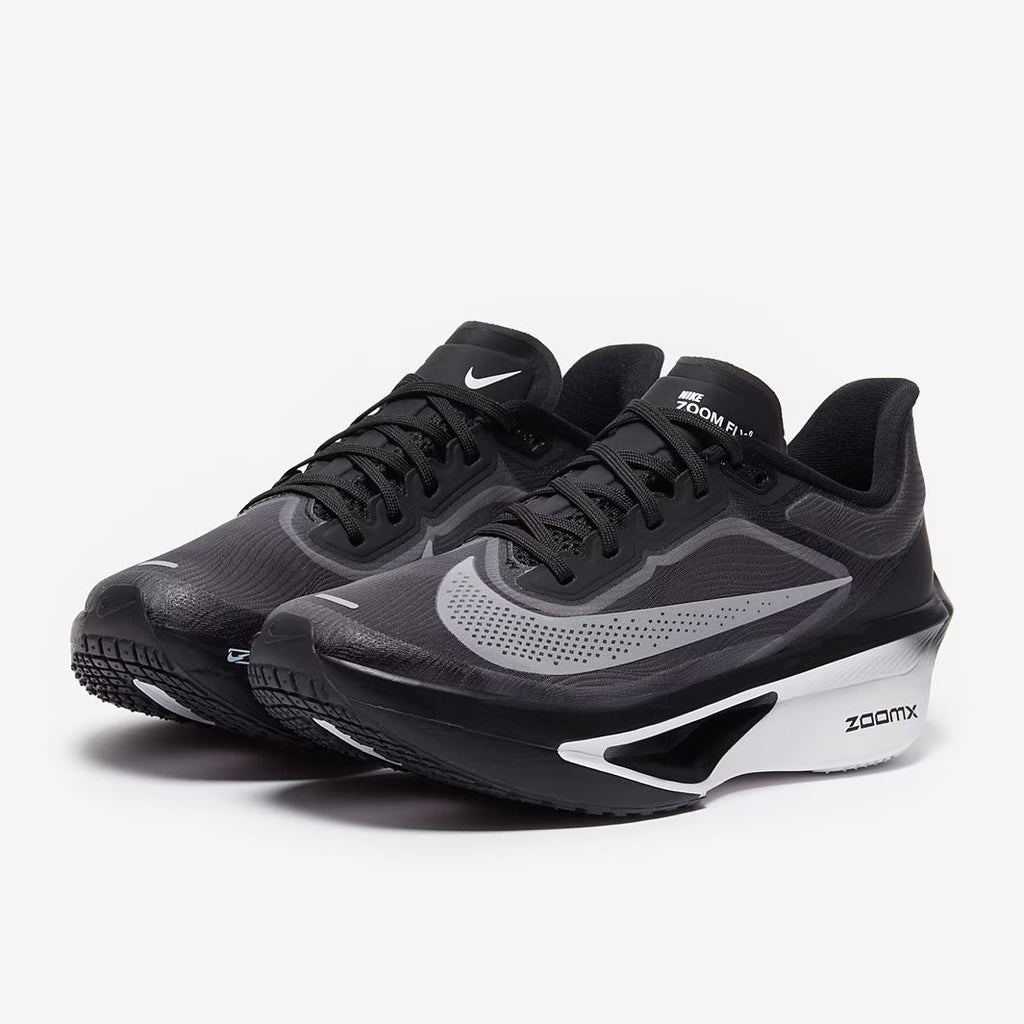 Nike Women’s Zoom Fly 6