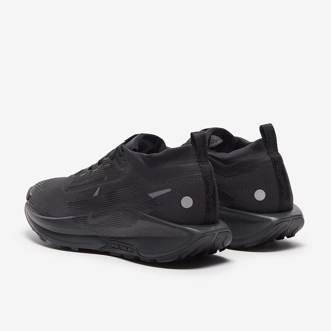 حذاء ReactX Pegasus Trail 5 GORE-TEX من نايكي