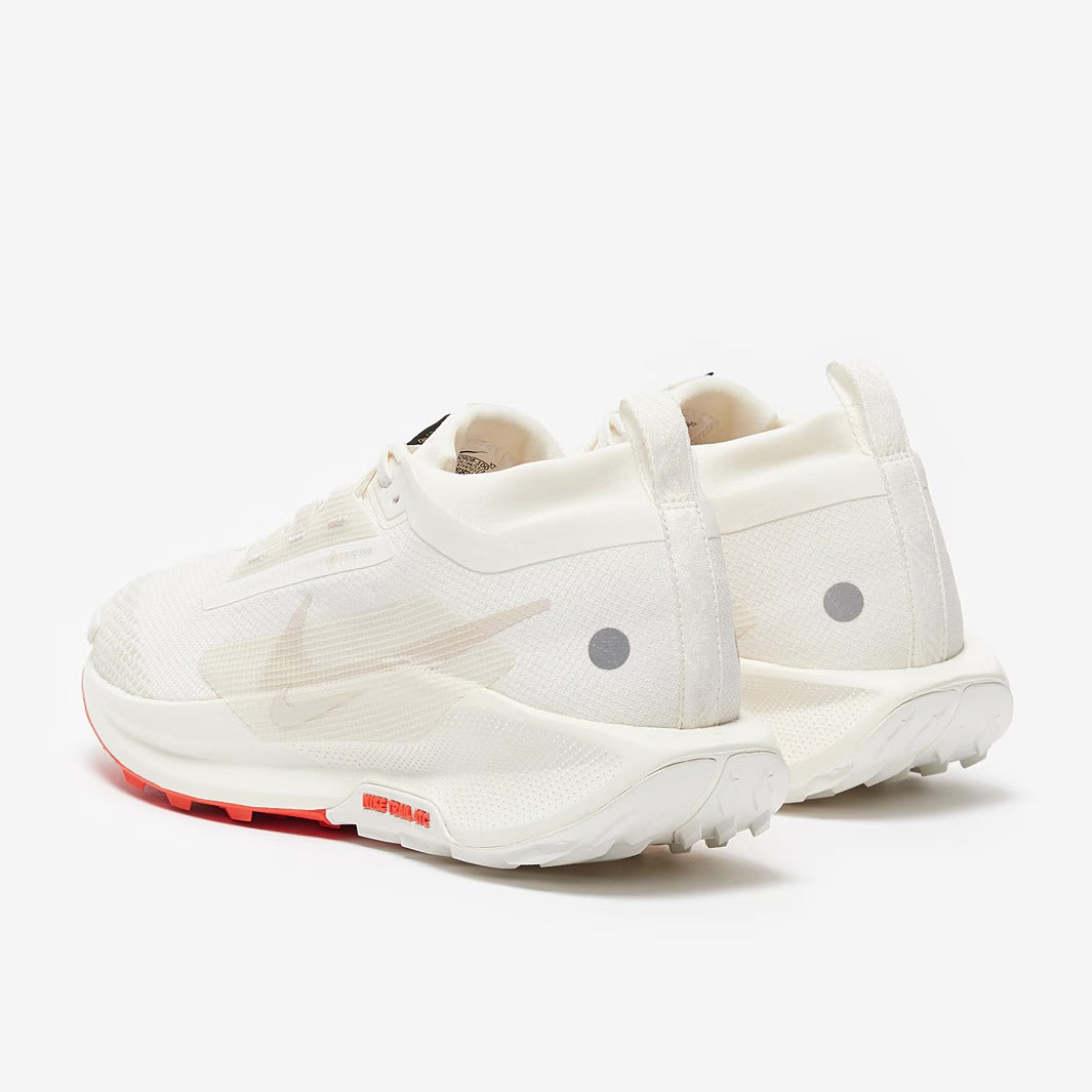 حذاء ReactX Pegasus Trail 5 GORE-TEX من نايكي