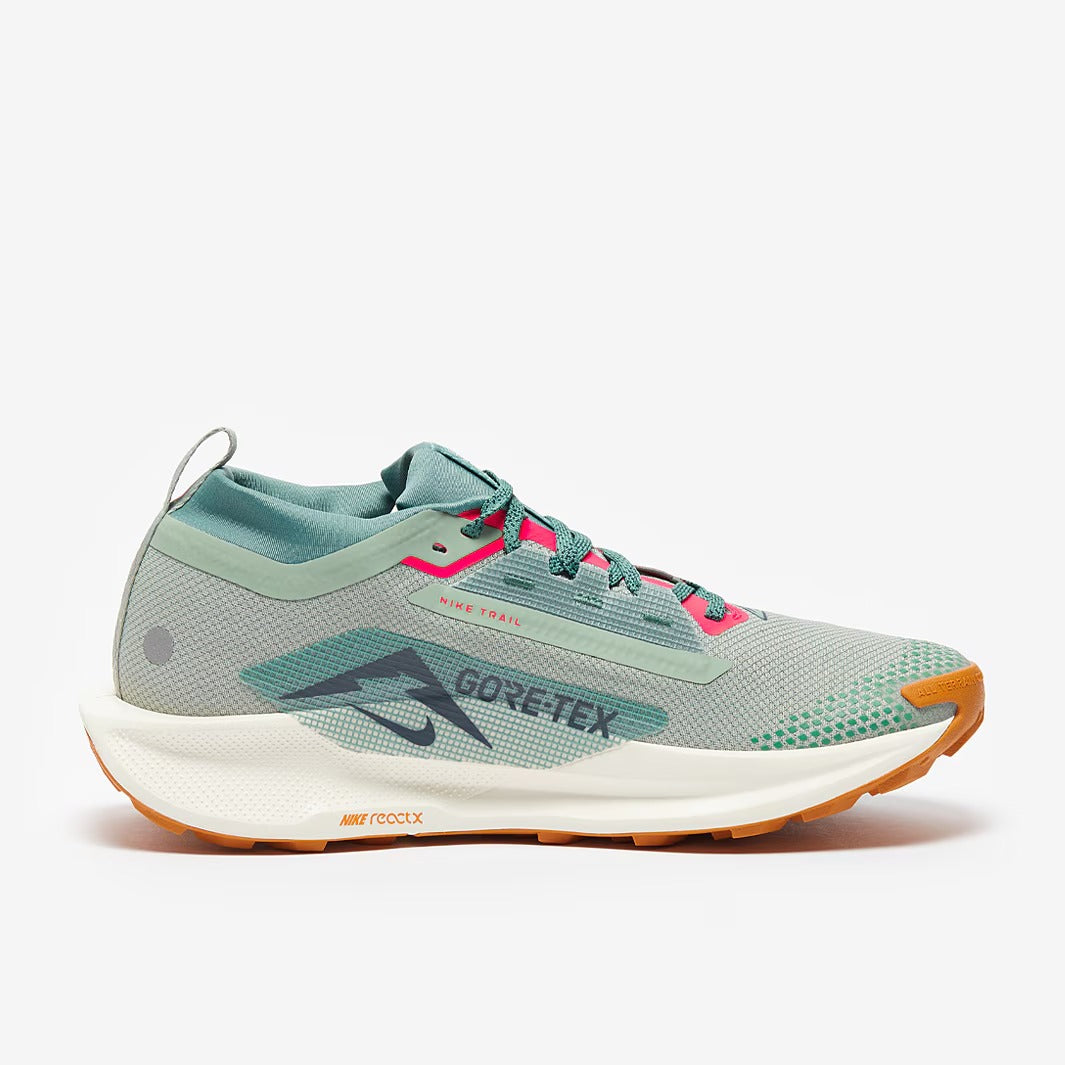 حذاء ReactX Pegasus Trail 5 GORE-TEX من نايكي