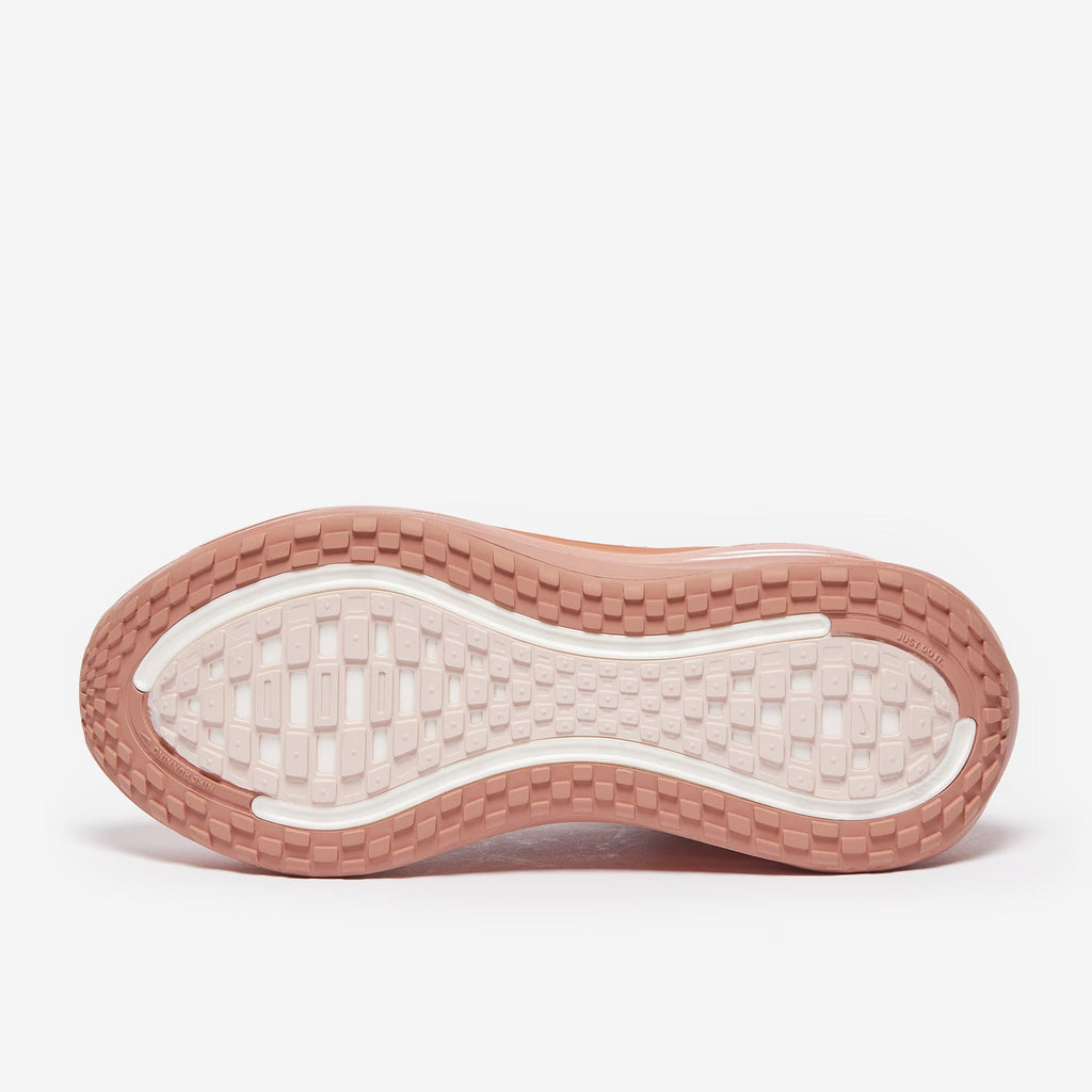Nike Women’s Vomero Plus