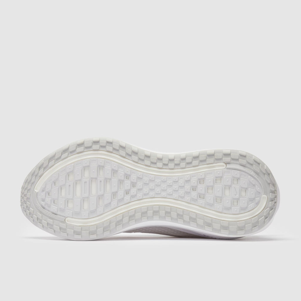Nike Women’s Vomero Plus