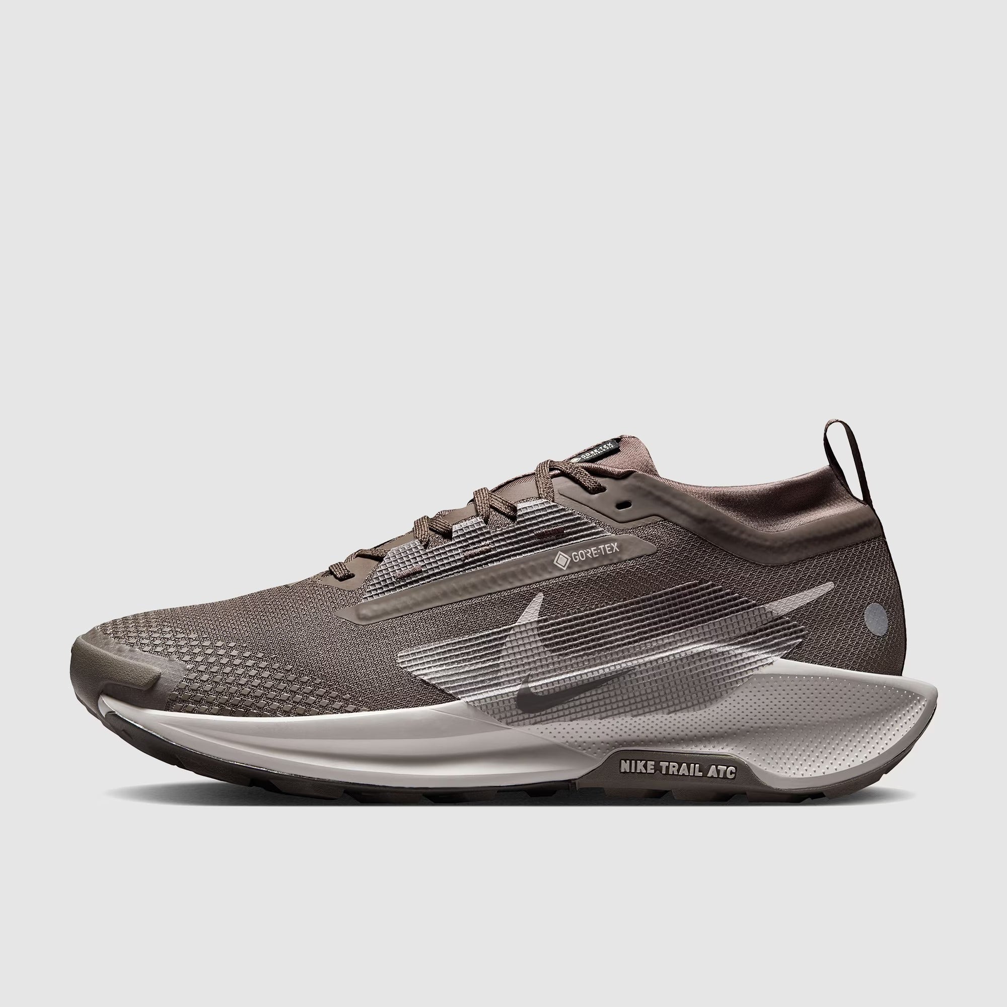 حذاء ReactX Pegasus Trail 5 GORE-TEX Waterproof من نايكي