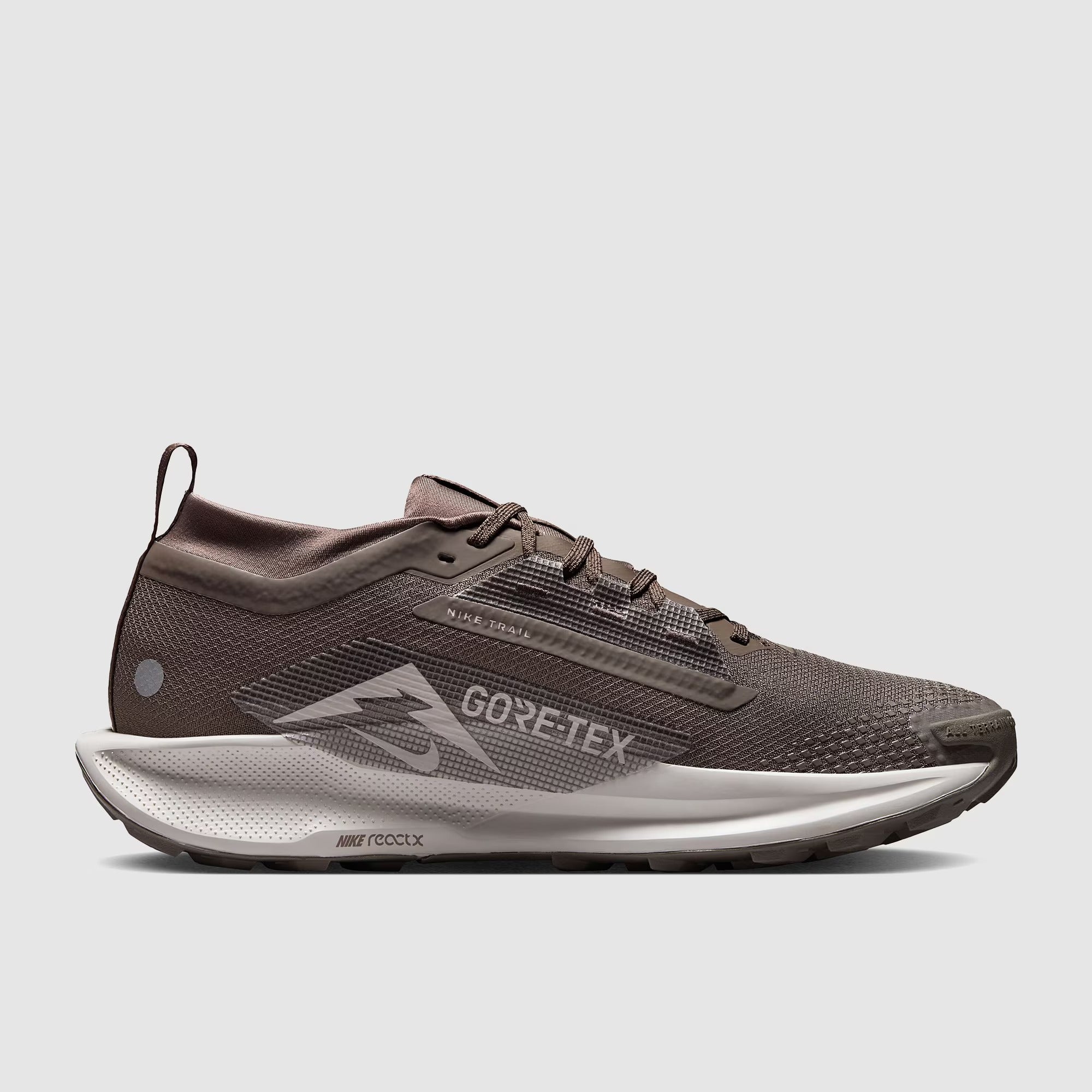 حذاء ReactX Pegasus Trail 5 GORE-TEX Waterproof من نايكي