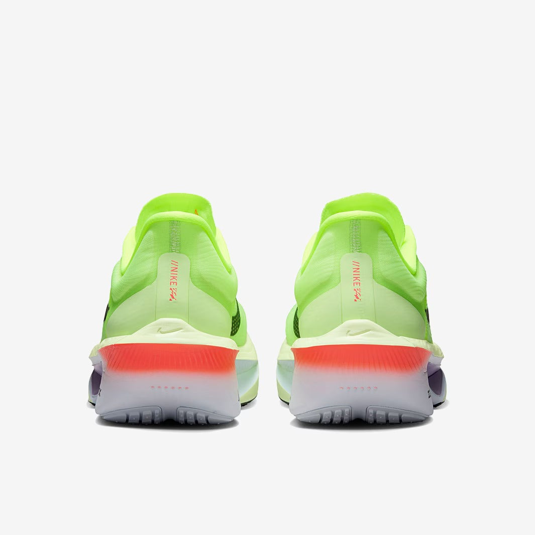 حذاء ’s Zoom Fly 6 للنساء من نايكي