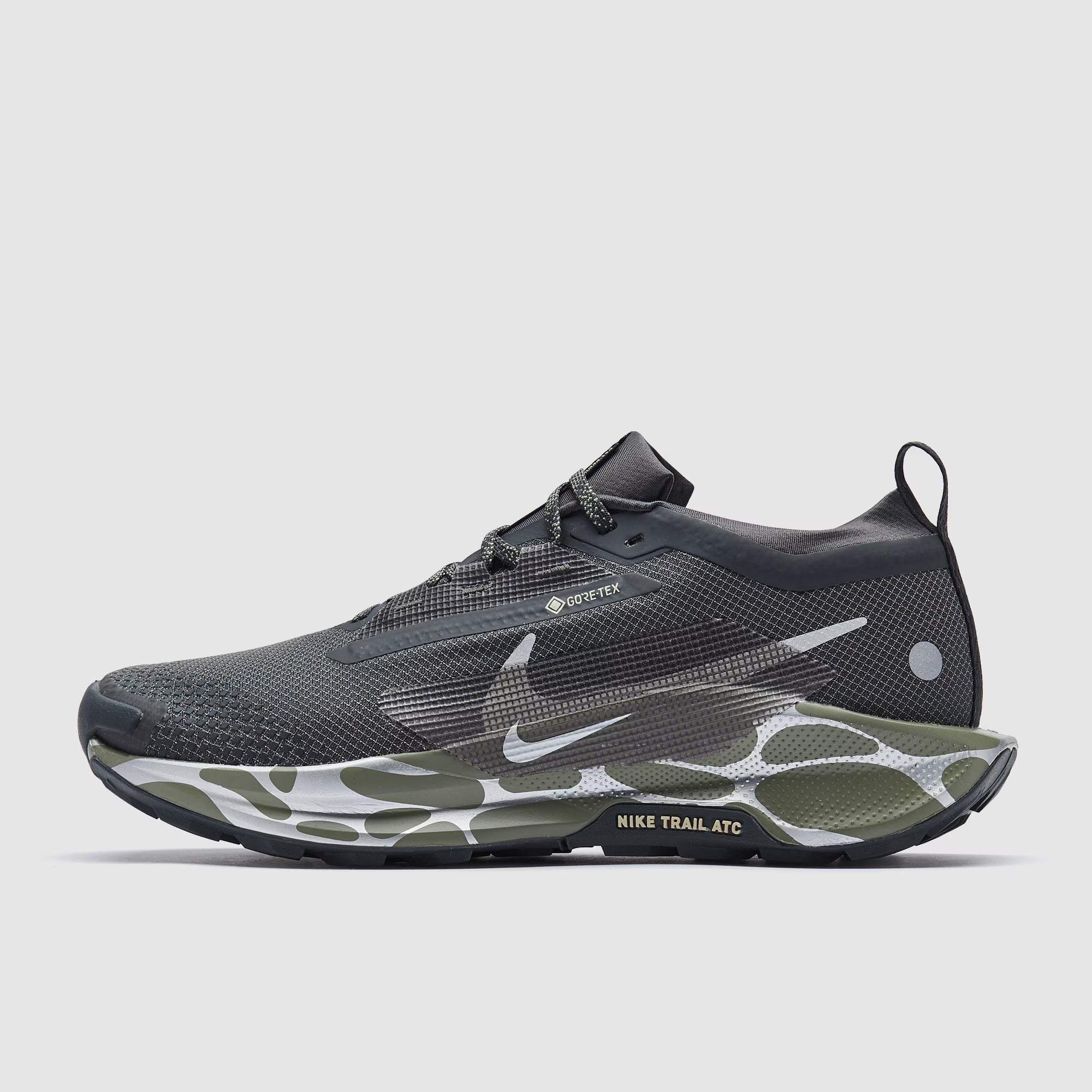 حذاء ReactX Pegasus Trail 5 GORE-TEX من نايكي