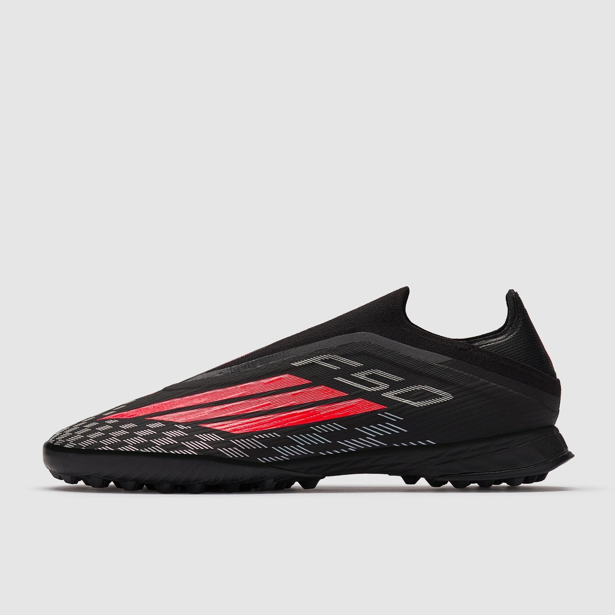 حذاء كرة قدم F50 Pro Laceless TF من أديداس