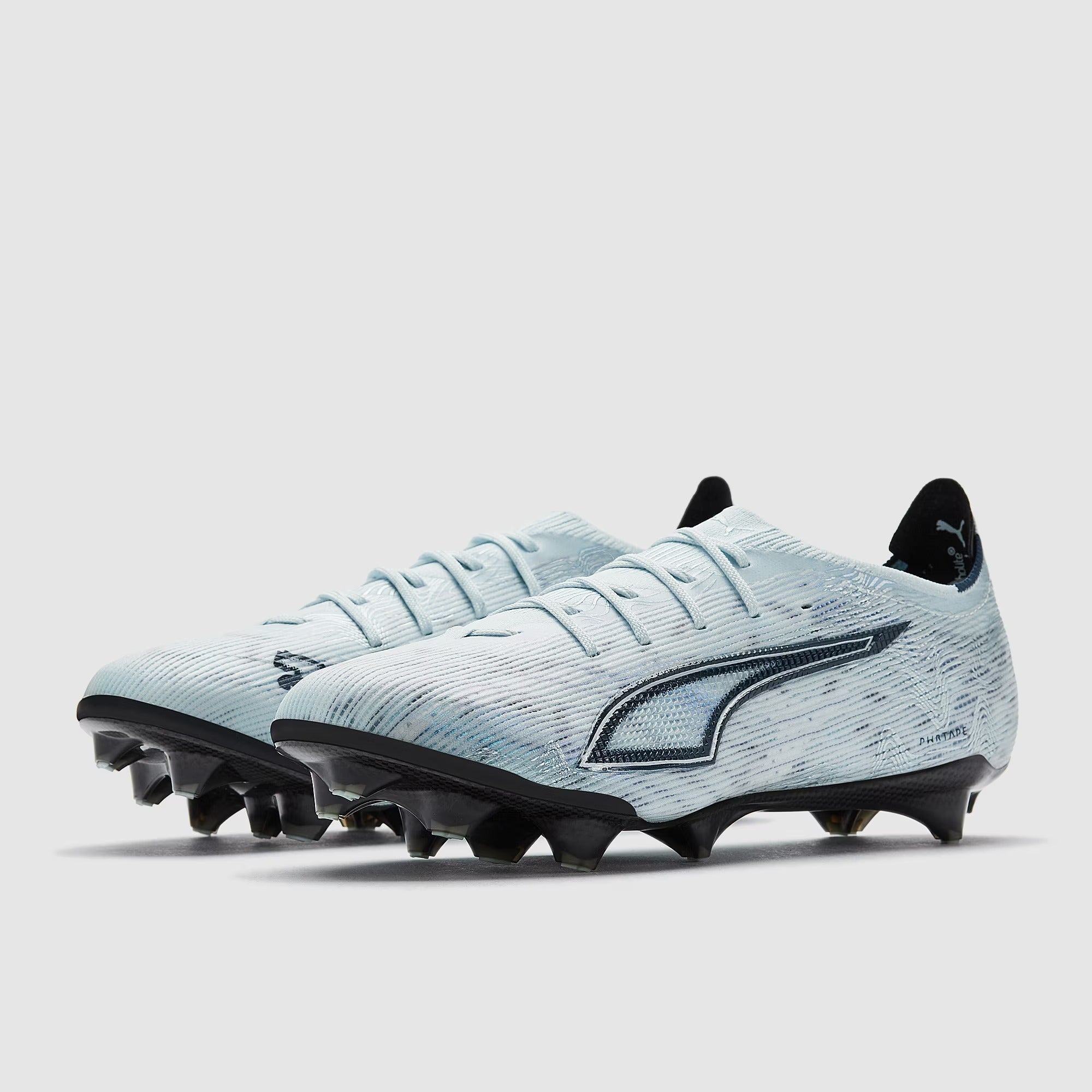 حذاء كرة قدم Ultra 6 Carbon FG من بوما