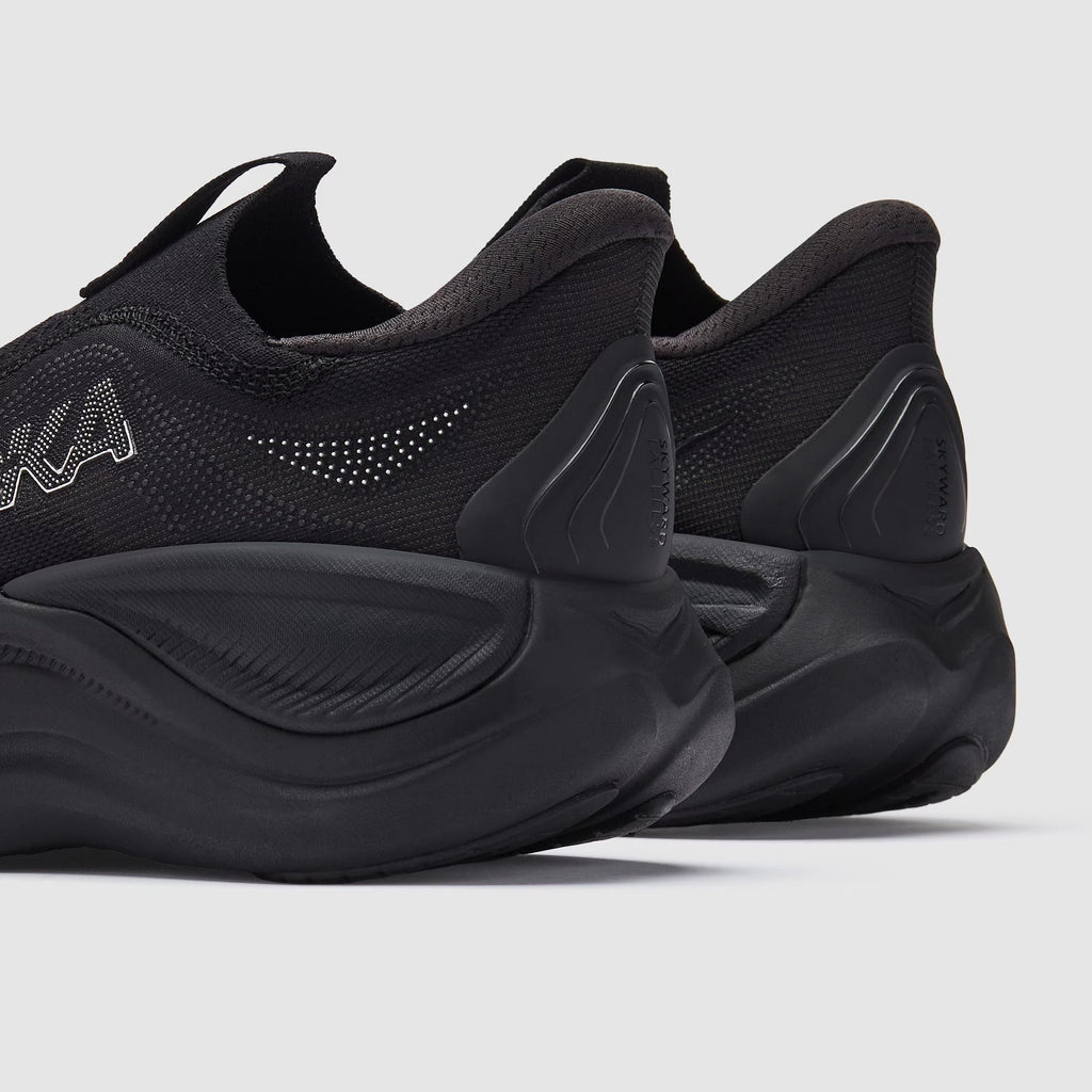 حذاء Skyward Laceless من هوكا