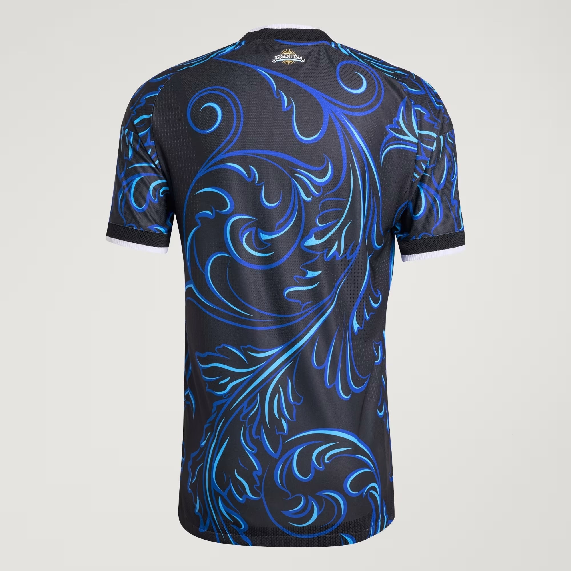 قميص Argentina 26 Away Authentic
