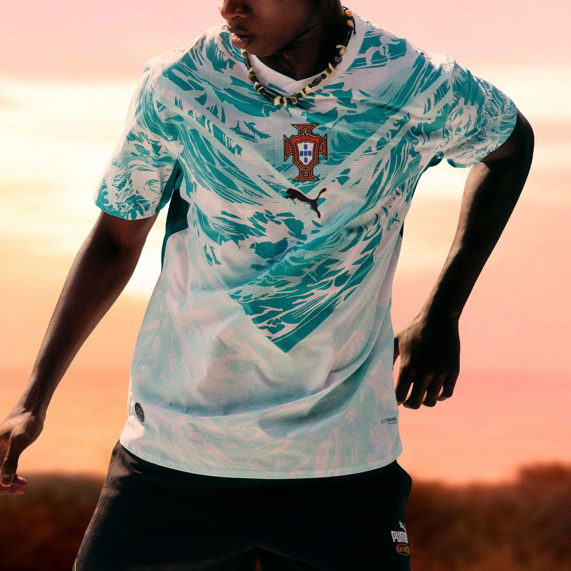 قميص Portugal 26 Authentic Away