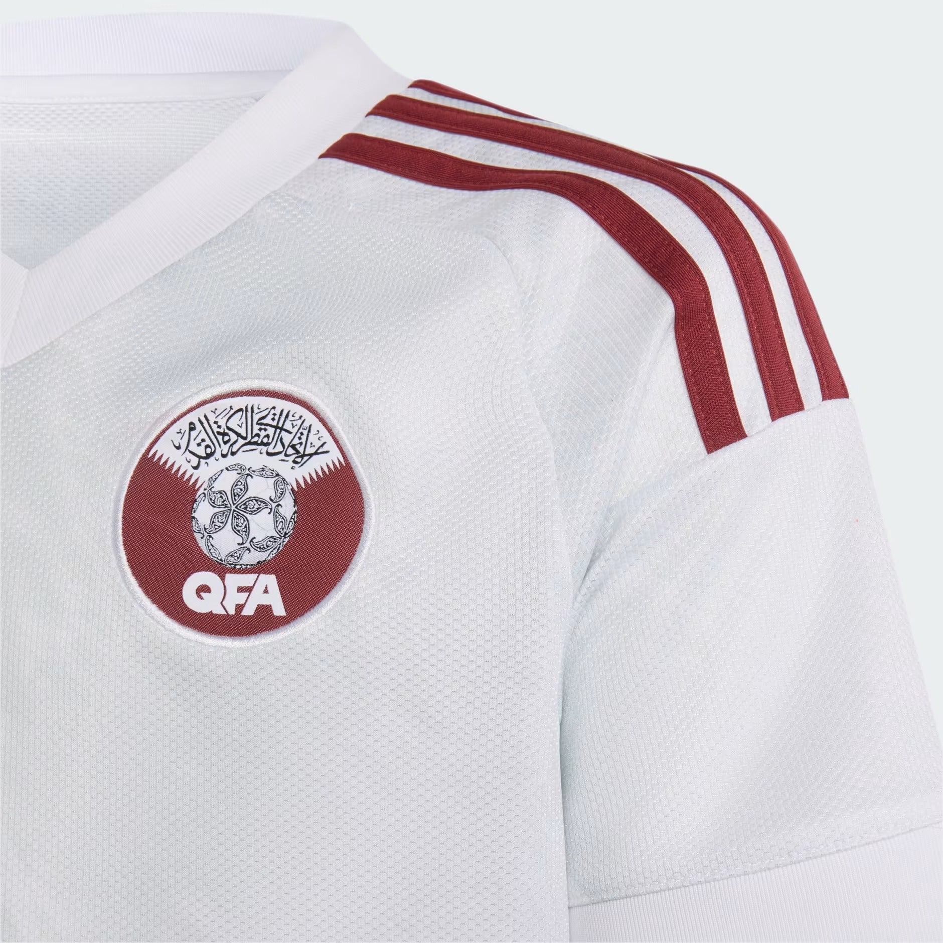 قميص Qatar 26 Away Mini Full Set & Shorts