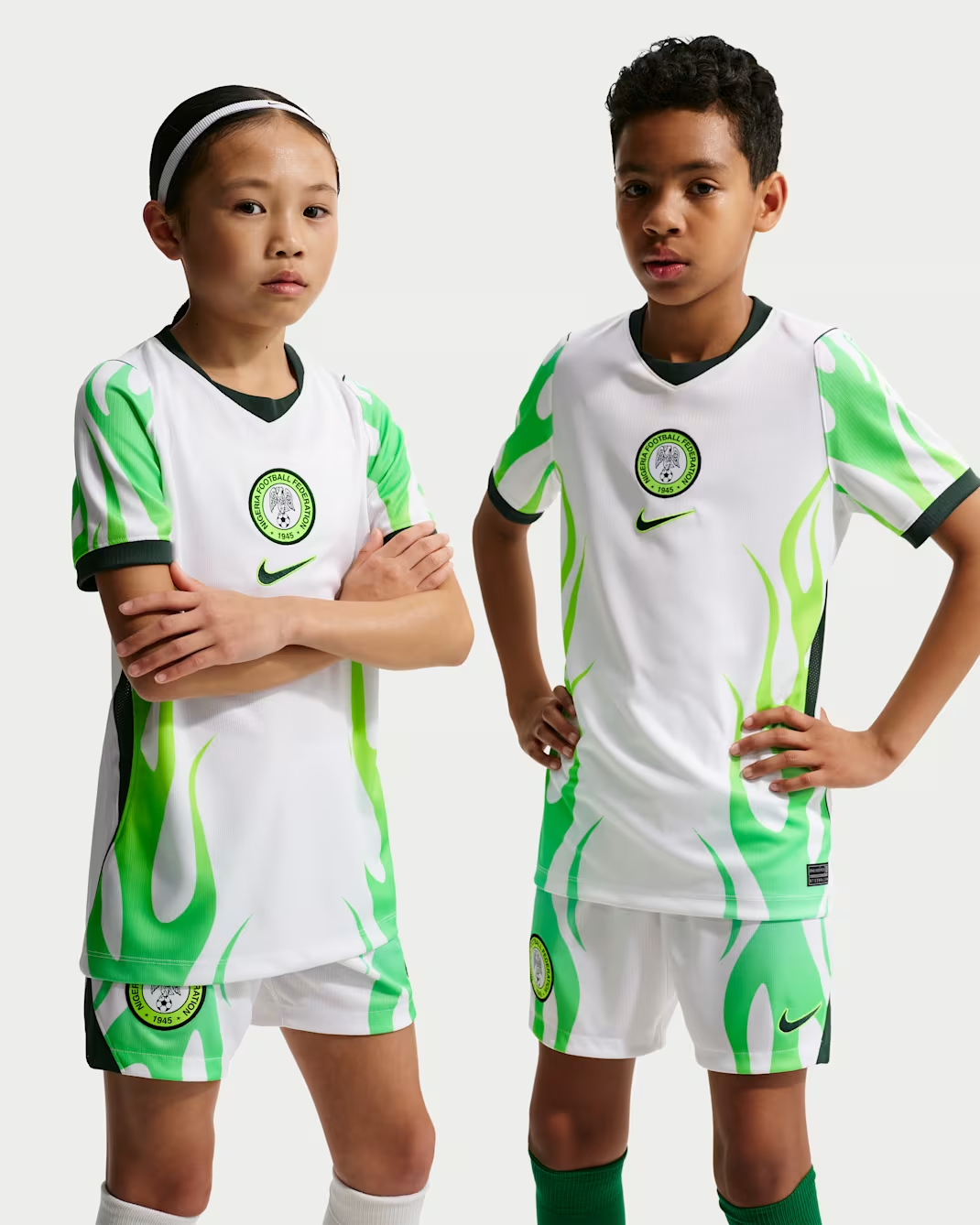 قميص Nigeria 2026 Stadium Away Mini Full Set & Shorts
