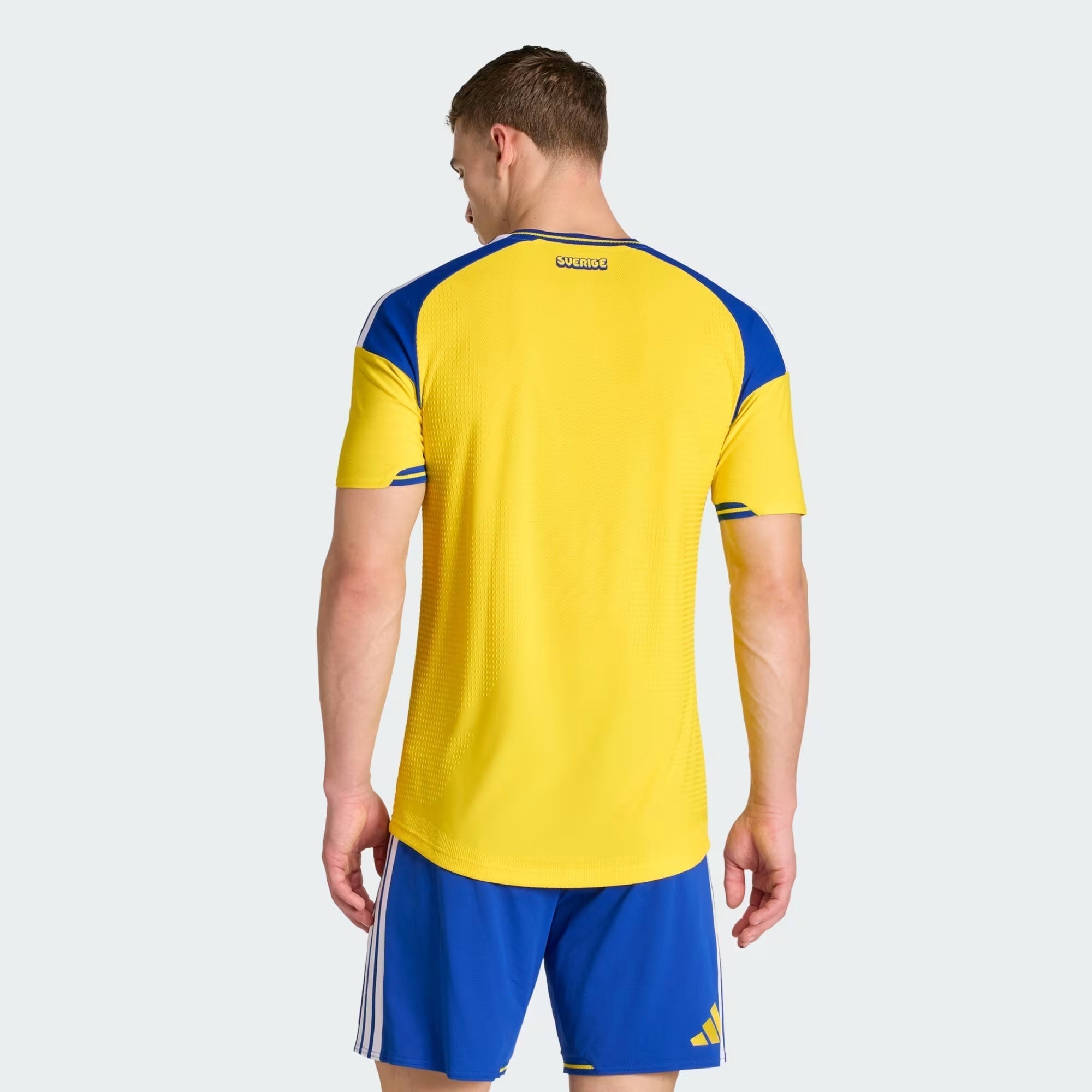 قميص Sweden 2026 Home Authentic
